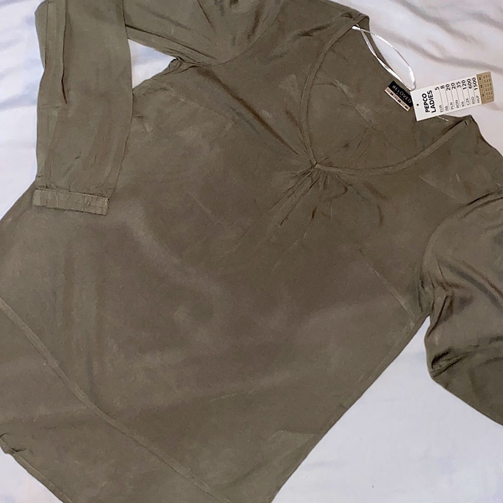 Long sleeves blouse